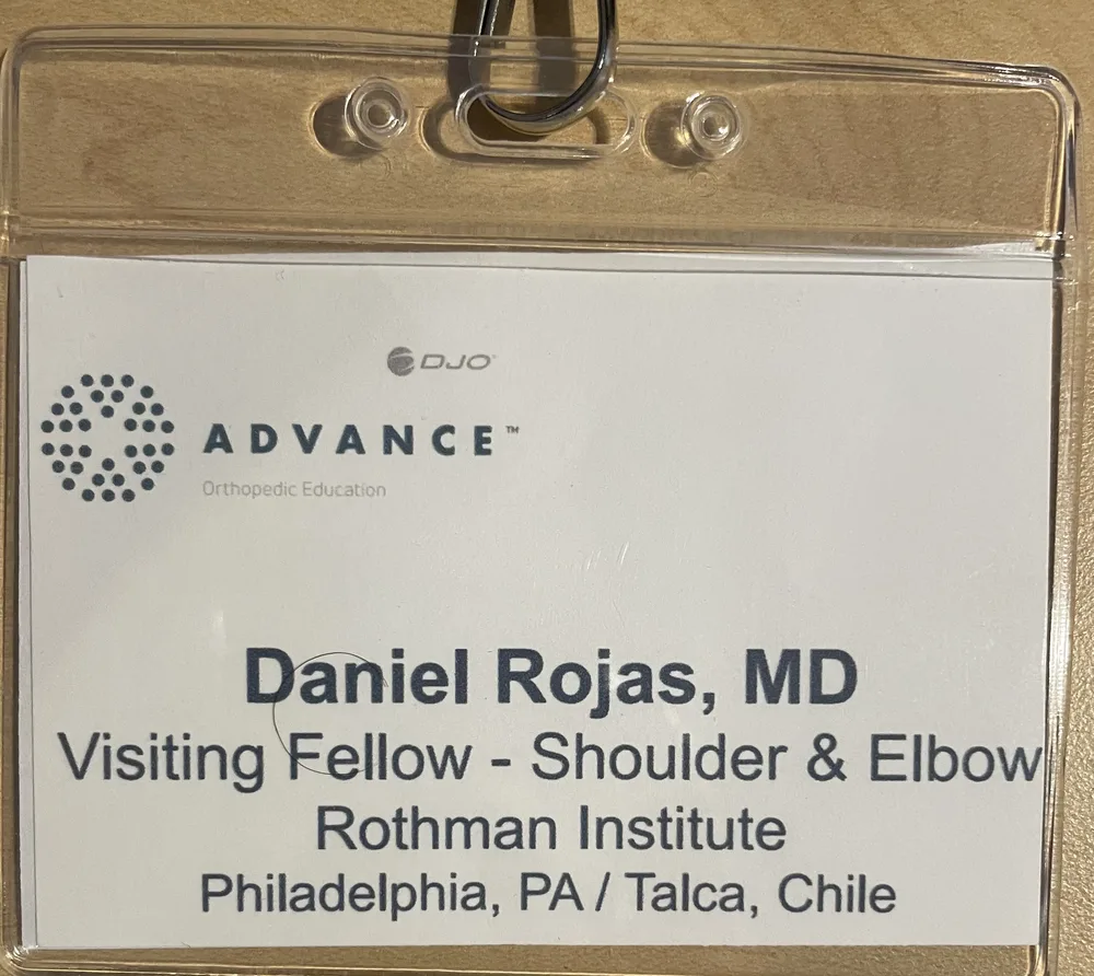 Credencial de Visiting Fellow de Hombro y Codo de Rothman Institute del Dr. Daniel Rojas, Filadelfia y Talca