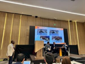 Dr. Daniel Rojas interviene en un panel del Módulo de Hombro del Congreso SEOT 2026