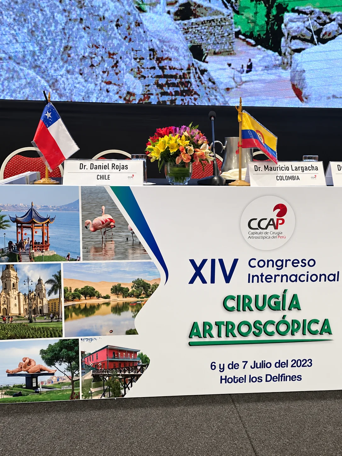 Mesa del XIV Congreso Internacional de Cirugía Artroscópica en Lima con los Drs. Daniel Rojas de Chile y Mauricio Largacha de Colombia