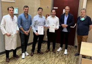 Dr. Daniel Rojas recibe el certificado de la beca DVSE/SLAHOC en la Universidad Técnica de Múnich